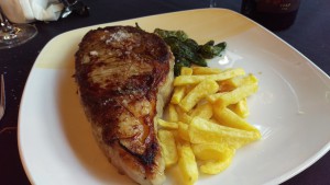 Lomo de choto Restaurante Sala